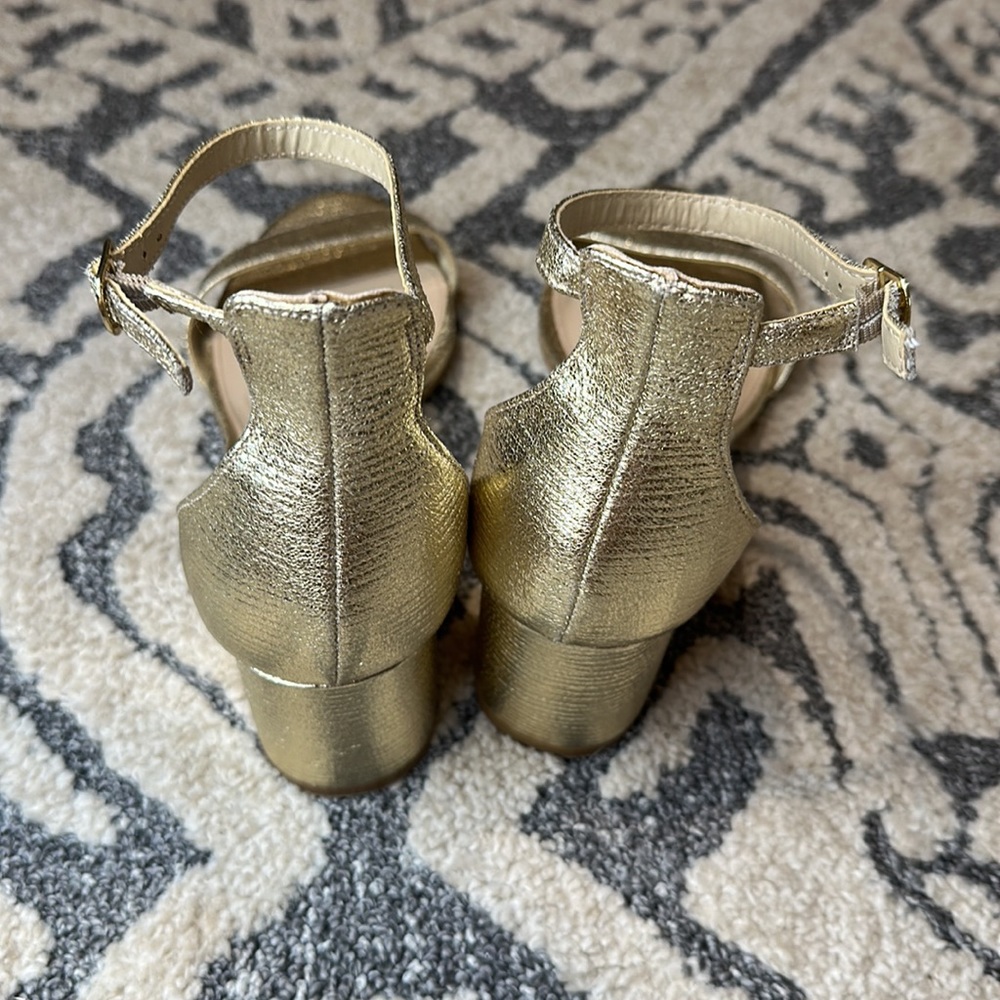 Gold Lulus! - Picture 3 of 5